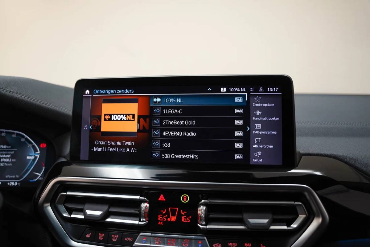 BMW iX3 BMW iX3 M Sport High Executive 80 kWh 3-fase [ Panorama Leder Adapt.cruise Camera ]