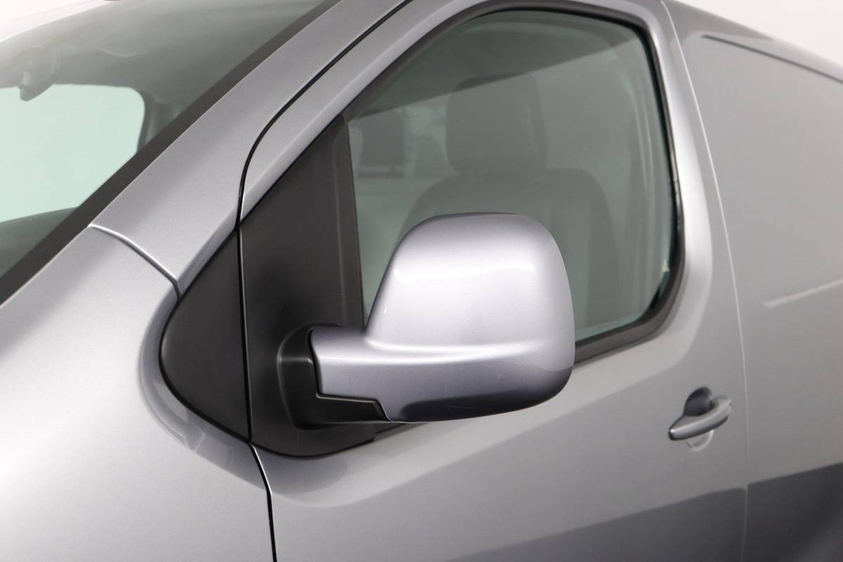 Peugeot Expert Peugeot Expert 1.5 BlueHDI 100 Compact Premium |NAP|Marge|2zits|Cruise|Carplay|Fan