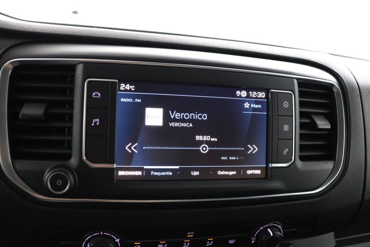 Peugeot Expert Peugeot Expert 1.5 BlueHDI 100 Compact Premium |NAP|Marge|2zits|Cruise|Carplay|Fan
