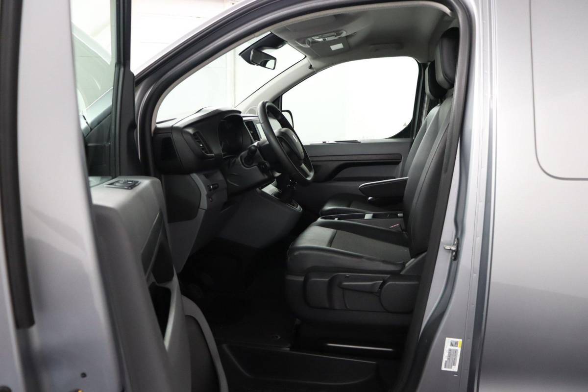 Peugeot Expert Peugeot Expert 1.5 BlueHDI 100 Compact Premium |NAP|Marge|2zits|Cruise|Carplay|Fan