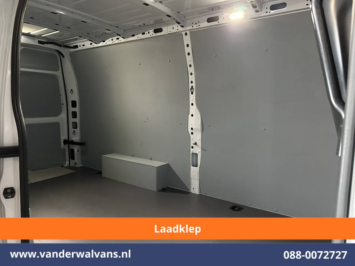 Renault Master Renault Master 2.3 dCi 131pk L4H2 ** Laadklep ** Euro6 Airco | LED Bijrijdersbank