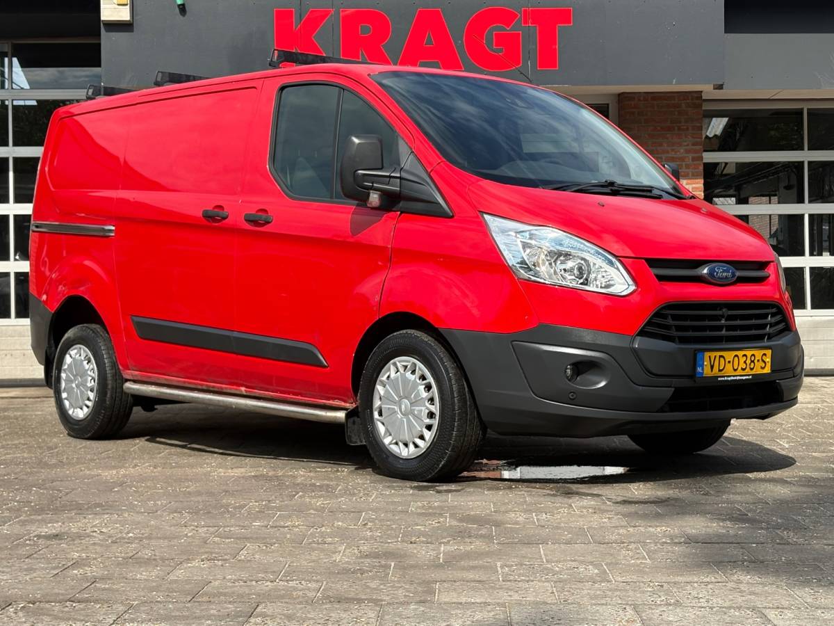Ford Transit Custom Ford Transit Custom 330 2.2 TDCI L1H1 Trend|NAP|125PK|airco|cruise|achteruitrijcamera|navi|parkeersensoren|bluetooth
