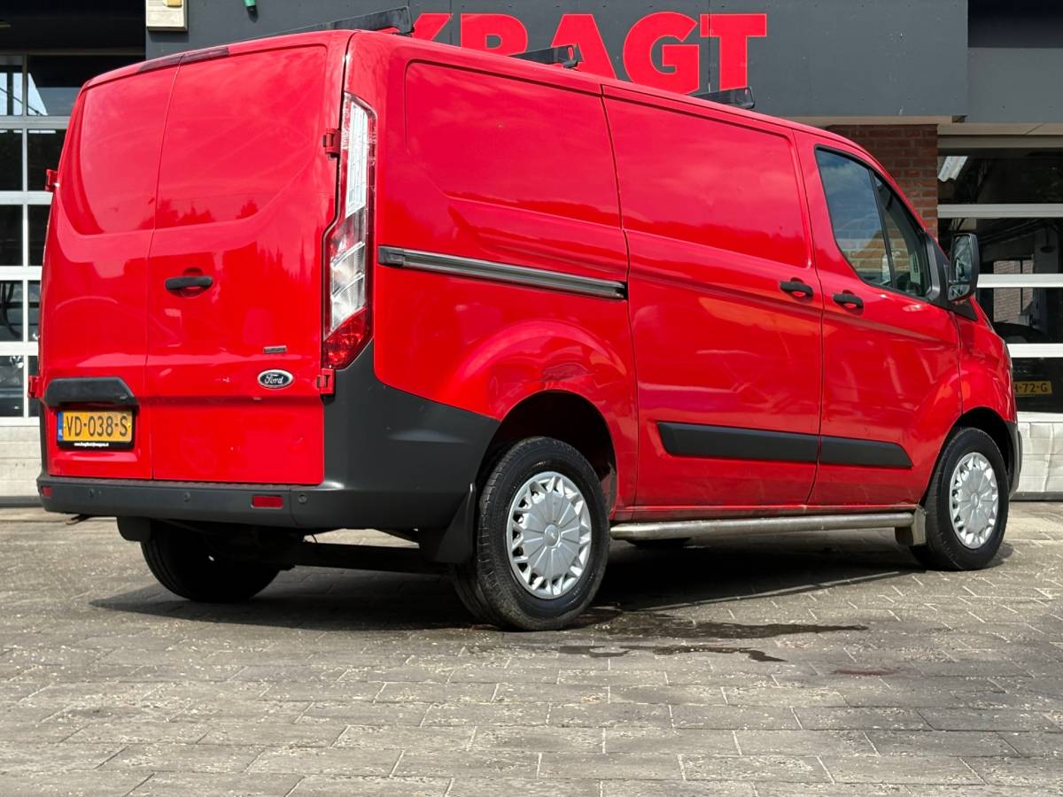 Ford Transit Custom Ford Transit Custom 330 2.2 TDCI L1H1 Trend|NAP|125PK|airco|cruise|achteruitrijcamera|navi|parkeersensoren|bluetooth