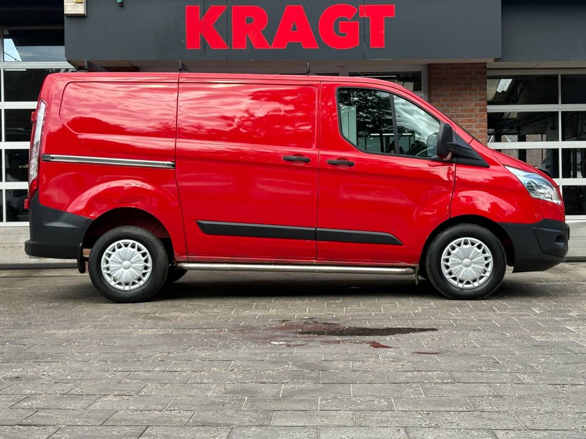 Ford Transit Custom Ford Transit Custom 330 2.2 TDCI L1H1 Trend|NAP|125PK|airco|cruise|achteruitrijcamera|navi|parkeersensoren|bluetooth