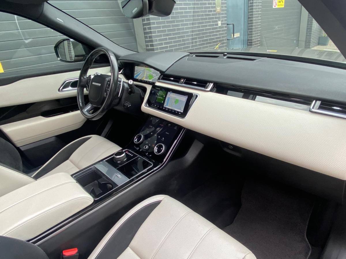 Land Rover Range Rover Land Rover Range Rover Velar 2.0 4×4 R-DYNAMIC/PANO/VIRTUAL/GRIJS-KENTEKEN