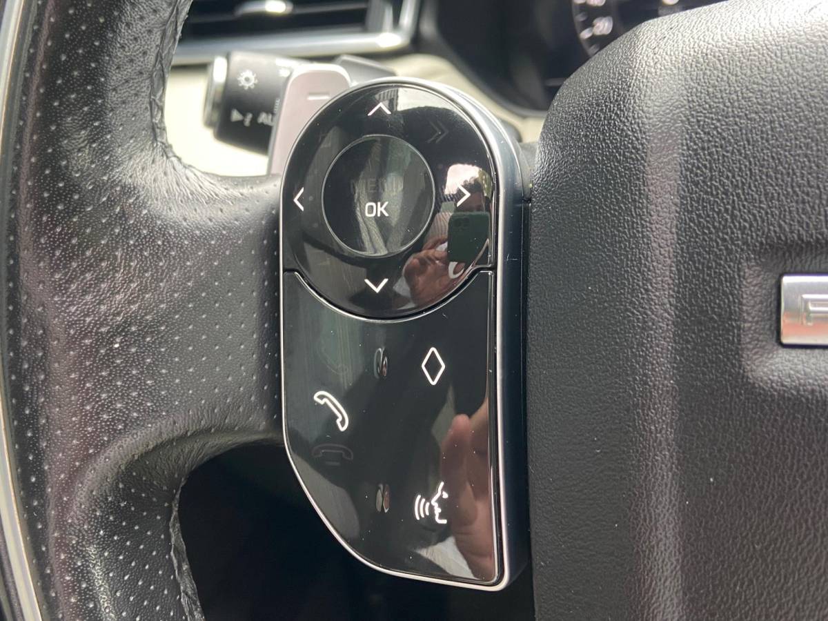 Land Rover Range Rover Land Rover Range Rover Velar 2.0 4×4 R-DYNAMIC/PANO/VIRTUAL/GRIJS-KENTEKEN