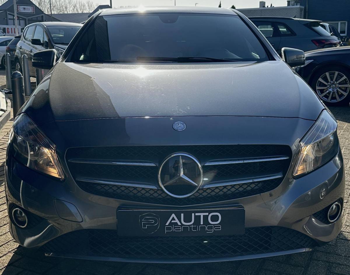 Mercedes-Benz A-Klasse Mercedes-Benz A-klasse 180 Ambition 122PK | Navigatie | Stoelverwarming | 2 Sleutels | Lang in bezit geweest |