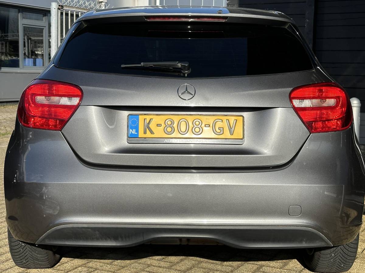 Mercedes-Benz A-Klasse Mercedes-Benz A-klasse 180 Ambition 122PK | Navigatie | Stoelverwarming | 2 Sleutels | Lang in bezit geweest |