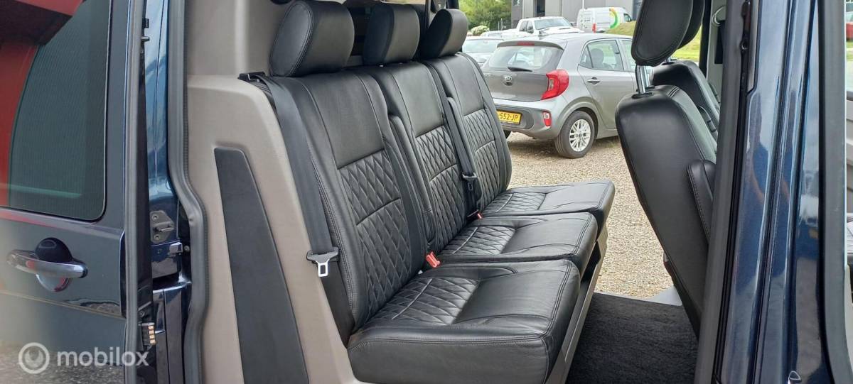 Volkswagen Transporter Volkswagen Transporter 2.0 TDI L2H1 30 DC Bulli