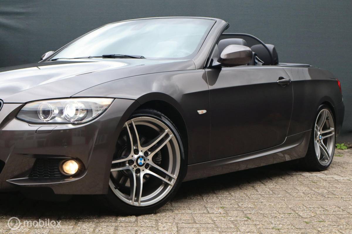 BMW 3 Serie BMW 325i aut Cabrio LCI | M-Sport | memory | historie
