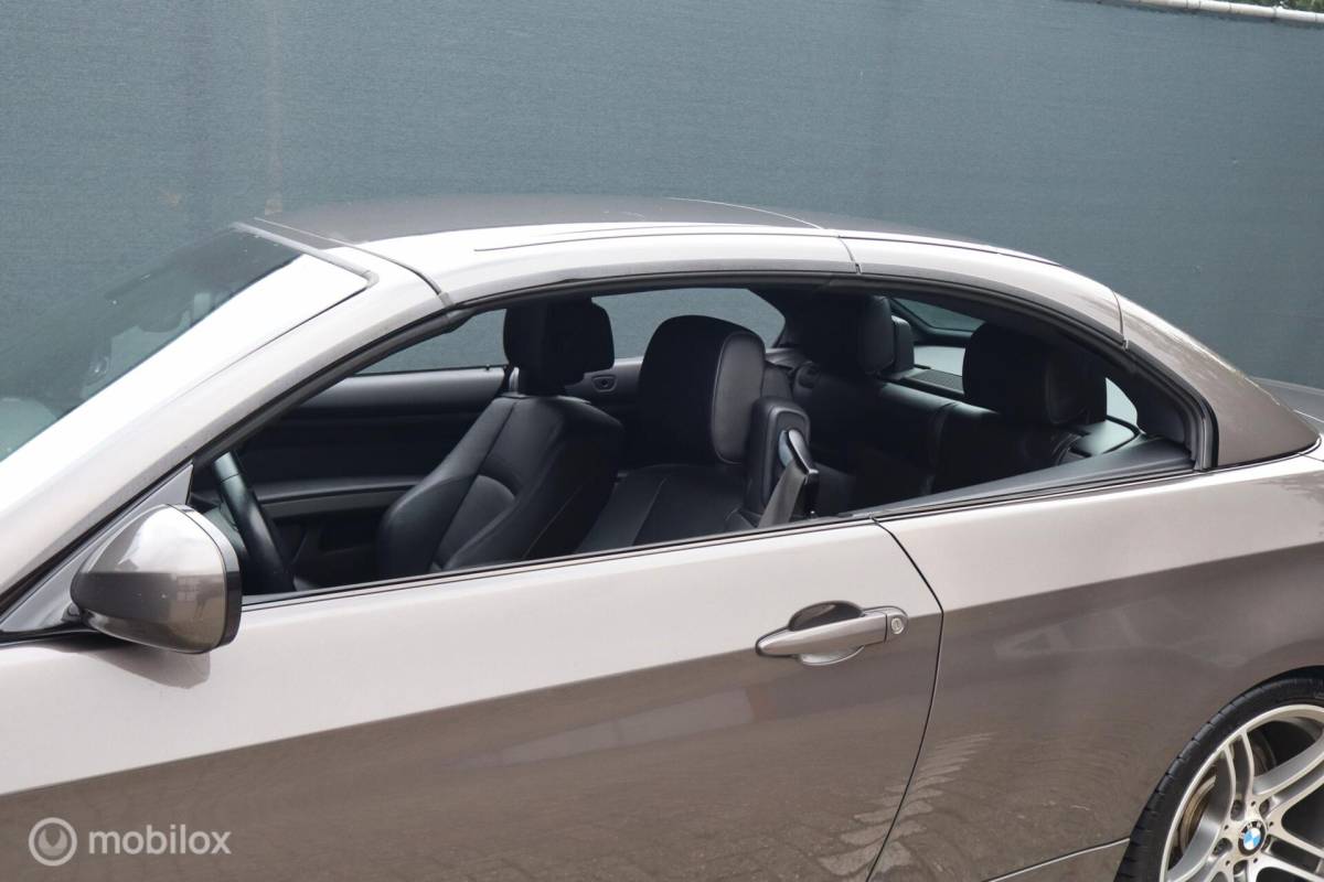 BMW 3 Serie BMW 325i aut Cabrio LCI | M-Sport | memory | historie