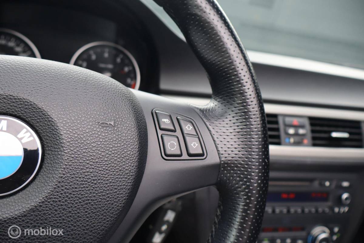 BMW 3 Serie BMW 325i aut Cabrio LCI | M-Sport | memory | historie