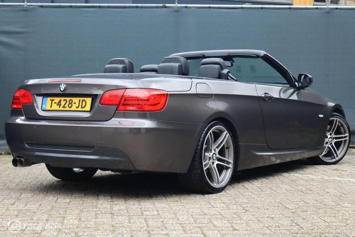 BMW 3 Serie BMW 325i aut Cabrio LCI | M-Sport | memory | historie
