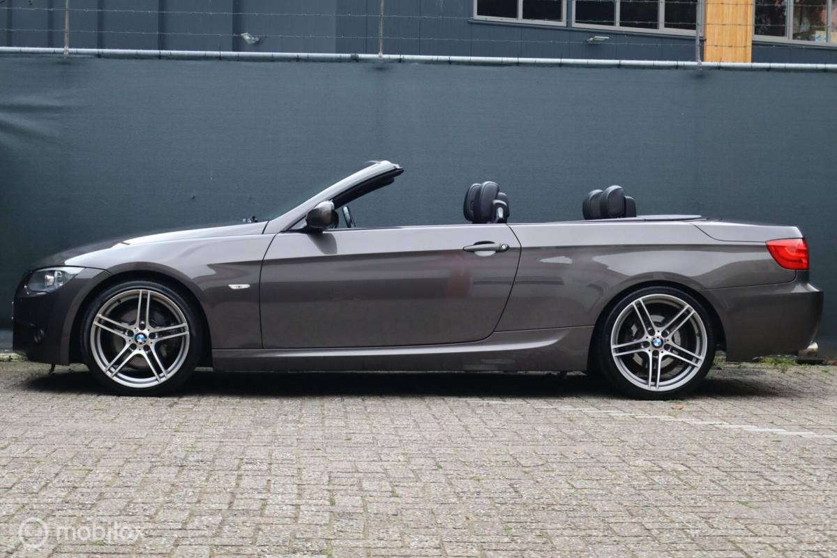 BMW 3 Serie BMW 325i aut Cabrio LCI | M-Sport | memory | historie