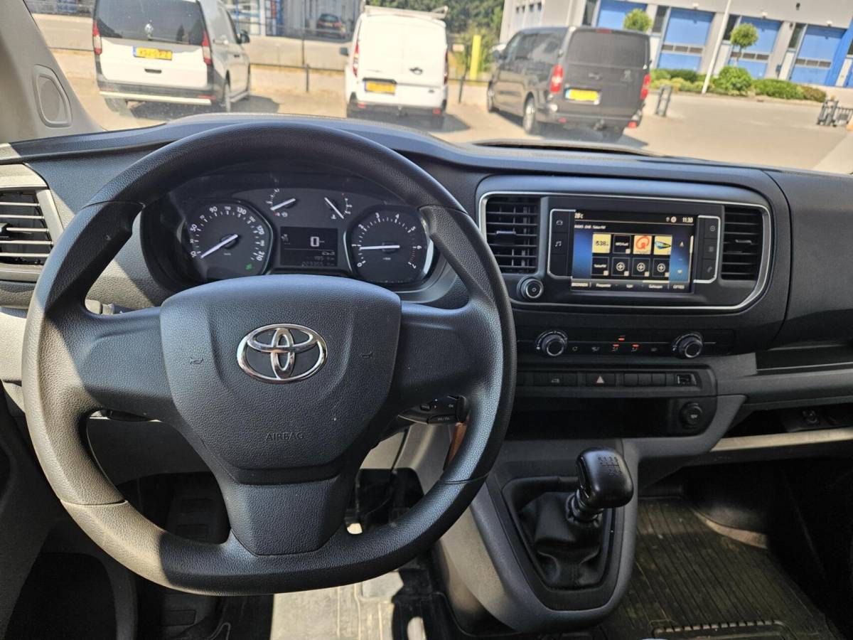 Toyota ProAce Toyota ProAce Worker 2.0 D-4D Airco Carplay Cruise 144pk