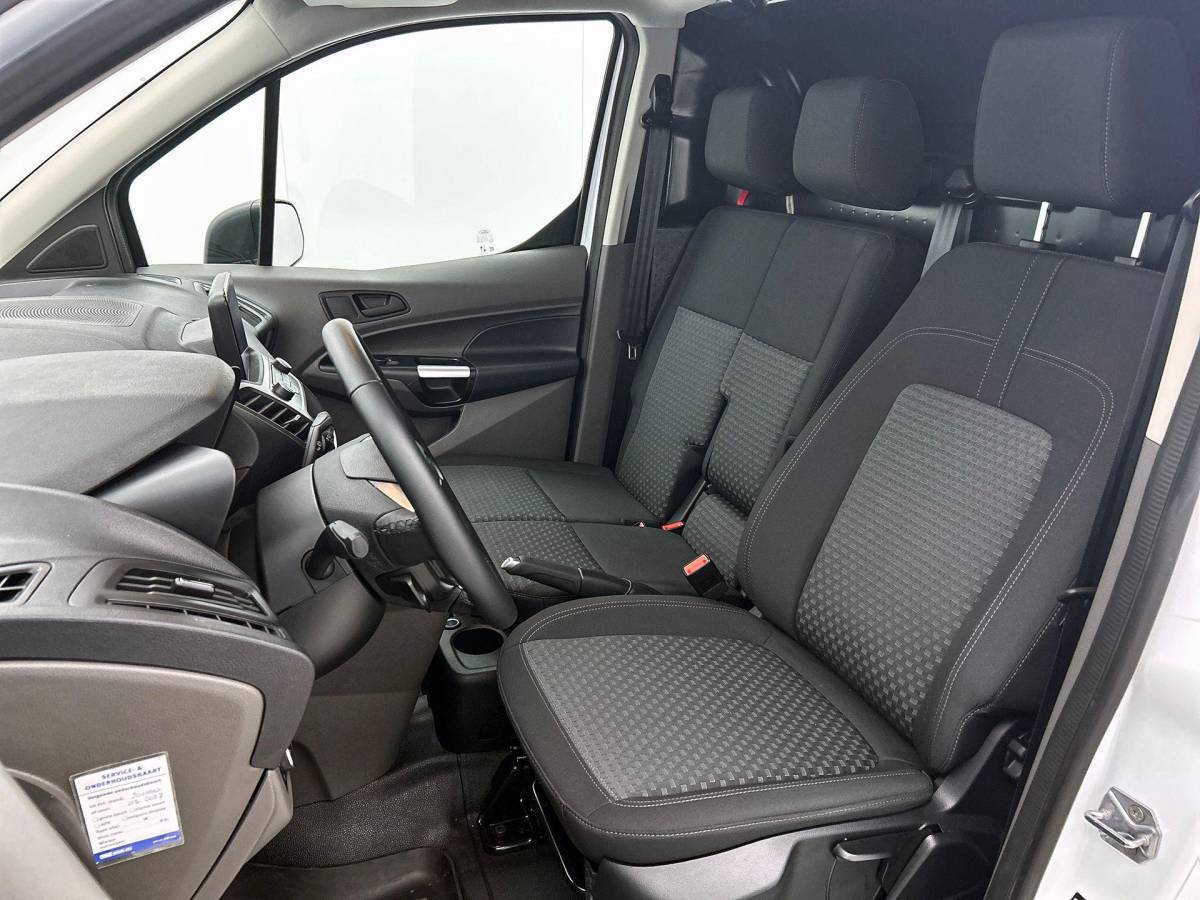 Ford Transit Connect Ford Transit Connect Automaat 100pk L1 Trend BPM VRIJ! Airco Navi Cruise 3Zits Camera DAB+