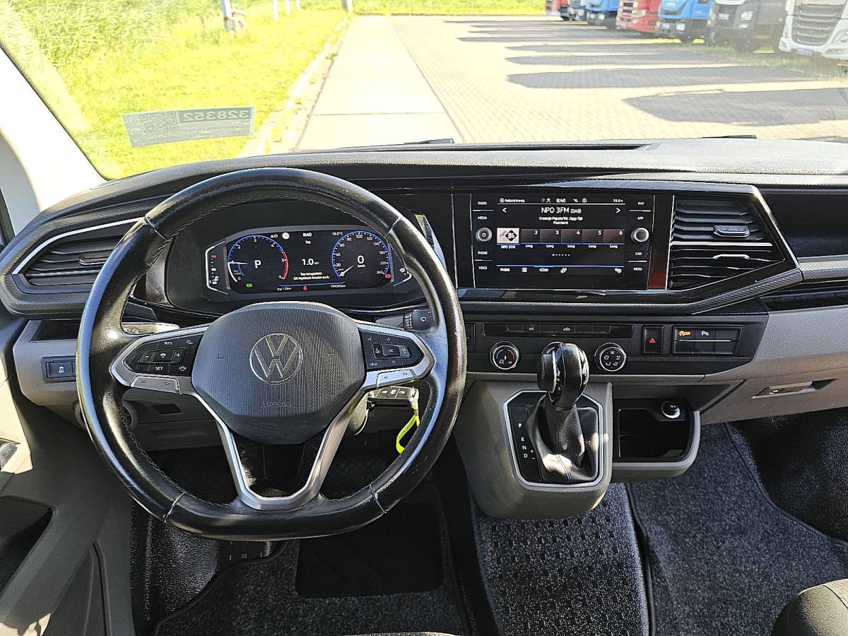 Volkswagen Transporter VOLKSWAGEN TRANSPORTER 2.0 TDI t6.1 digital-cockpit