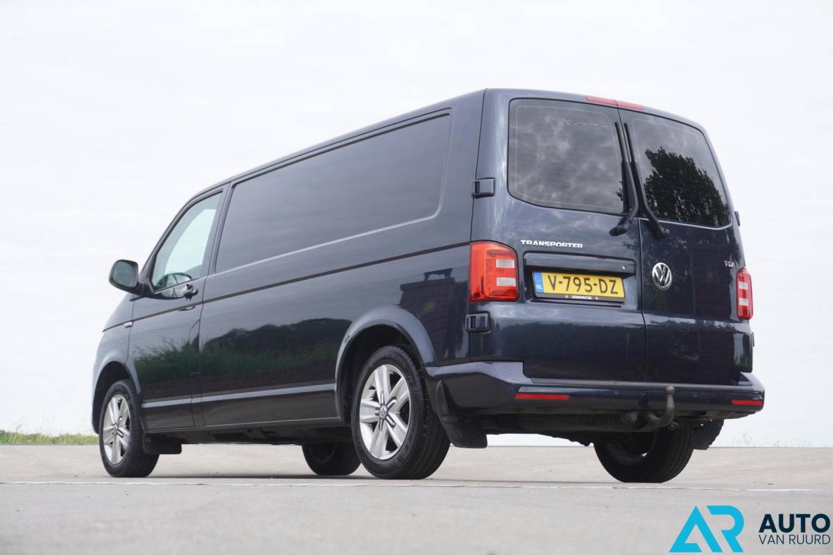 Volkswagen Transporter Volkswagen Transporter 2.0 TDI L2H1 * LED * Automaat * Lang