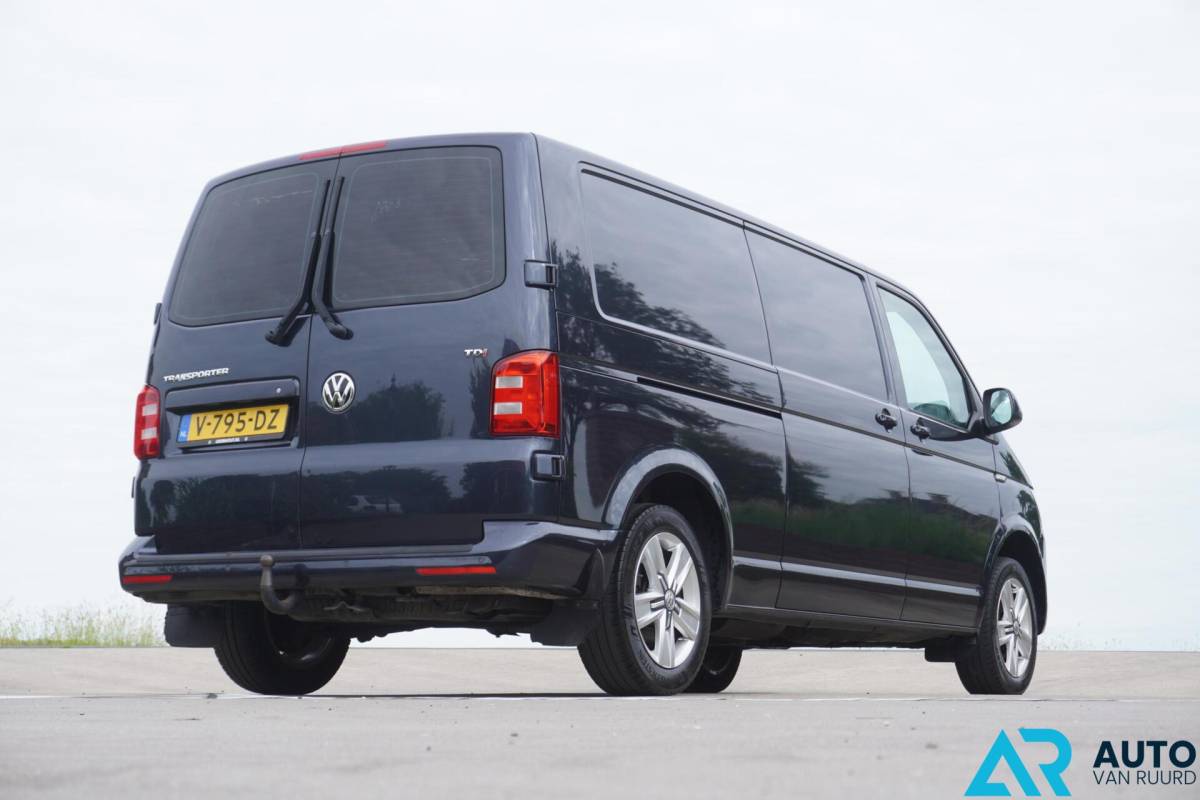 Volkswagen Transporter Volkswagen Transporter 2.0 TDI L2H1 * LED * Automaat * Lang
