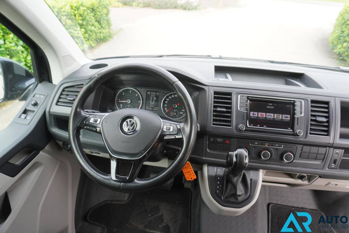 Volkswagen Transporter Volkswagen Transporter 2.0 TDI L2H1 * LED * Automaat * Lang