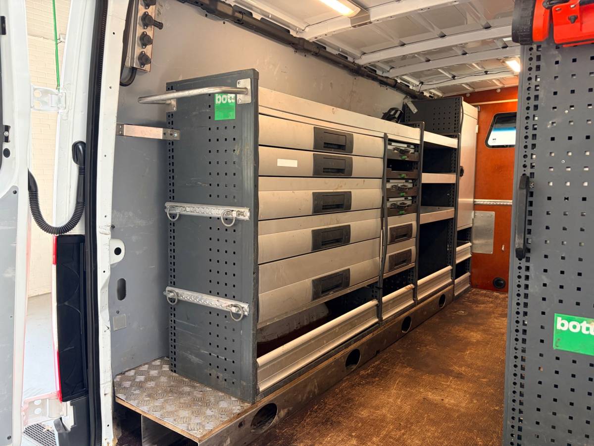 Mercedes-Benz Sprinter Mercedes-Benz Sprinter Automaat Servicewagen 314 2.2 CDI 140PK L2H1 euro6 BOTT, Victron V230, Standkachel Trekhaak RIJKLAARPRIJS