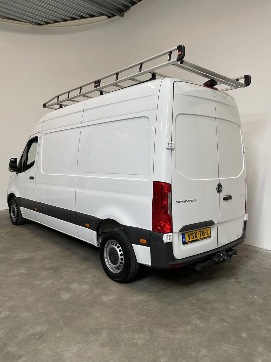 Mercedes-Benz Sprinter Mercedes-Benz Sprinter L2H2 Automaat Airco Cruise Navi Camera PDC Imperiaal Trekhaak