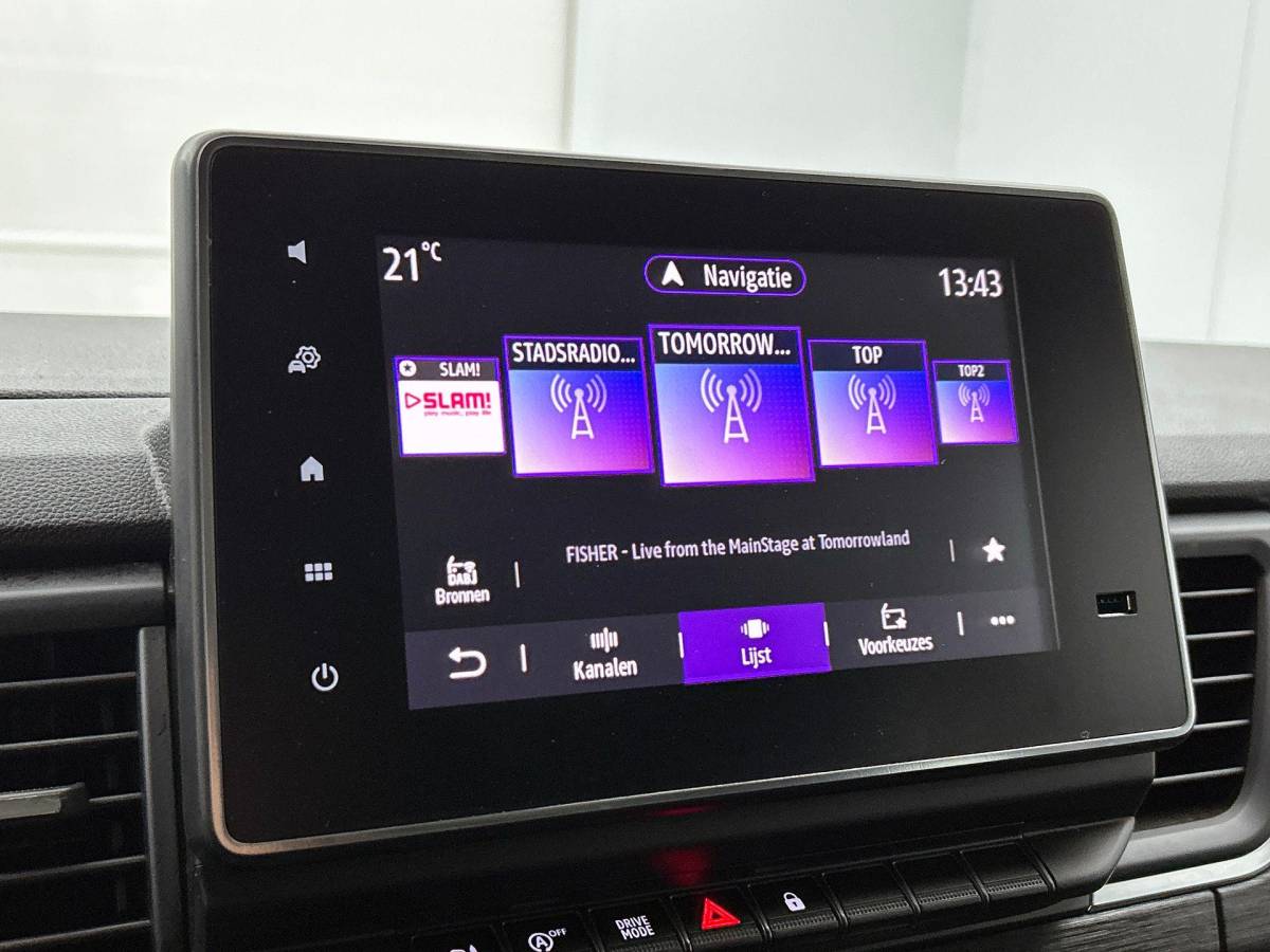 Renault Trafic Renault Trafic 2.0 Blue dC1 150PK L2H1 Dubbele Cabine Automaat Navigatie Airco Lichtmetalen velgen Betimmering Trekhaak Camera Parkeersensoren