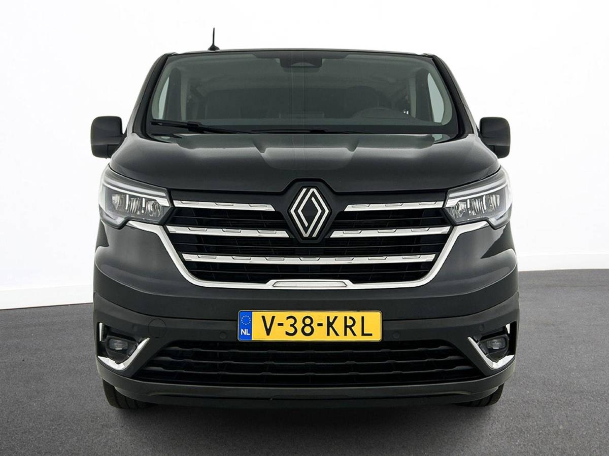 Renault Trafic Renault Trafic 2.0 Blue dC1 150PK L2H1 Dubbele Cabine Automaat Navigatie Airco Lichtmetalen velgen Betimmering Trekhaak Camera Parkeersensoren