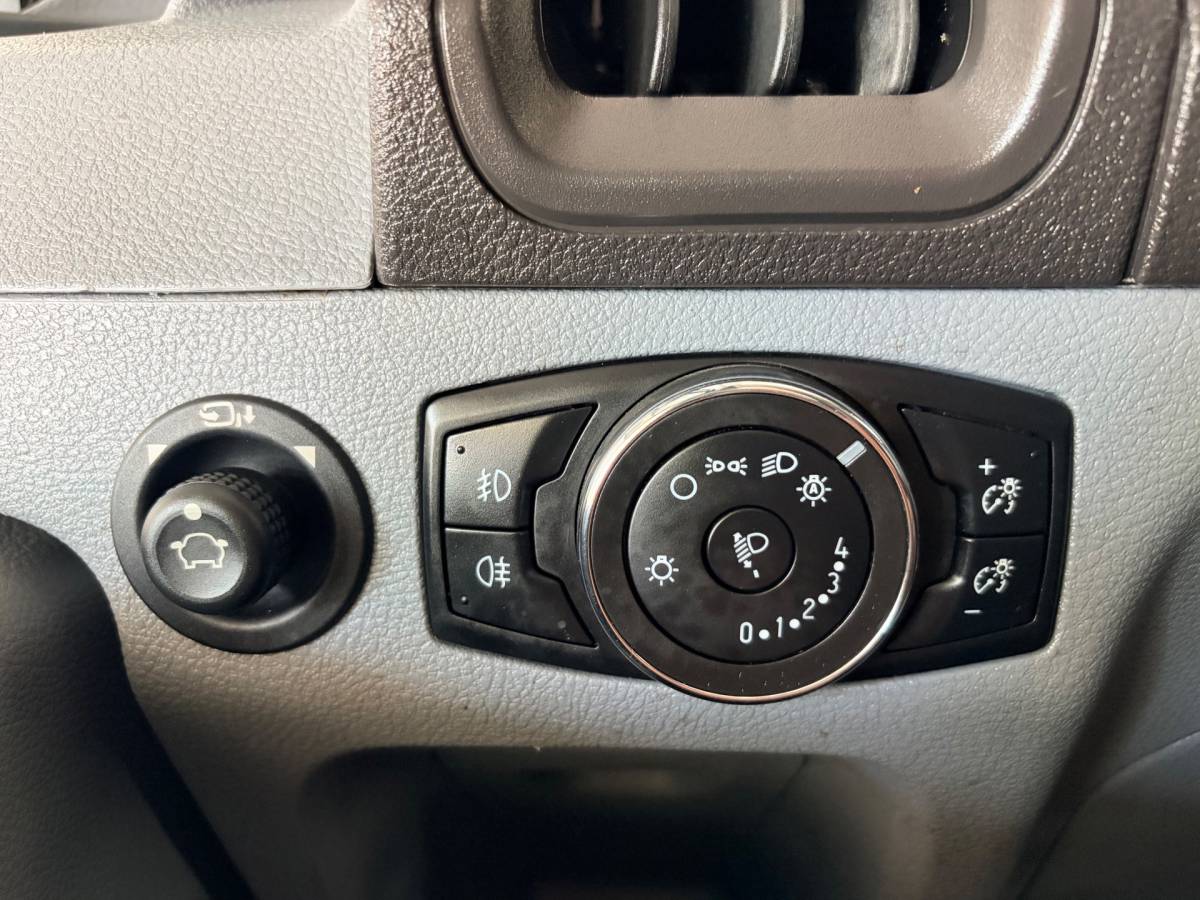 Ford Transit Ford Transit Automaat Servicewagen 350 2.0 TDCI 131PK euro6 L2H2 3Persoons Trend, Sortimo werkplaats inrichting, RIJKLAARPRIJS