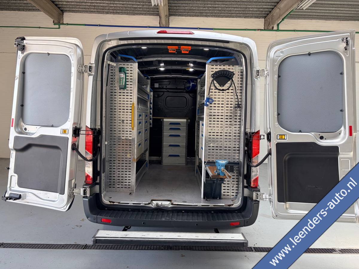 Ford Transit Ford Transit Automaat Servicewagen 350 2.0 TDCI 131PK euro6 L2H2 3Persoons Trend, Sortimo werkplaats inrichting, RIJKLAARPRIJS