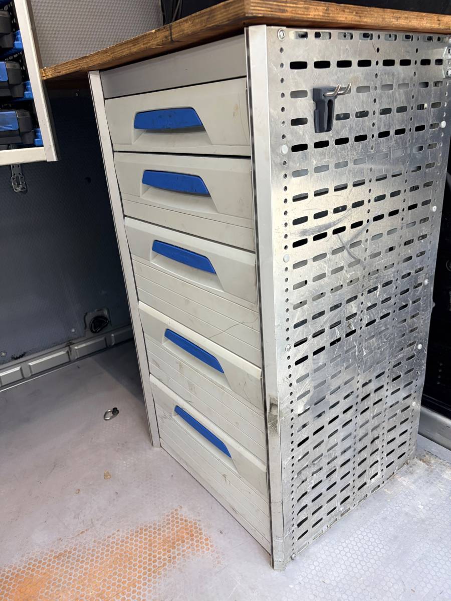 Ford Transit Ford Transit Automaat Servicewagen 350 2.0 TDCI 131PK euro6 L2H2 3Persoons Trend, Sortimo werkplaats inrichting, RIJKLAARPRIJS
