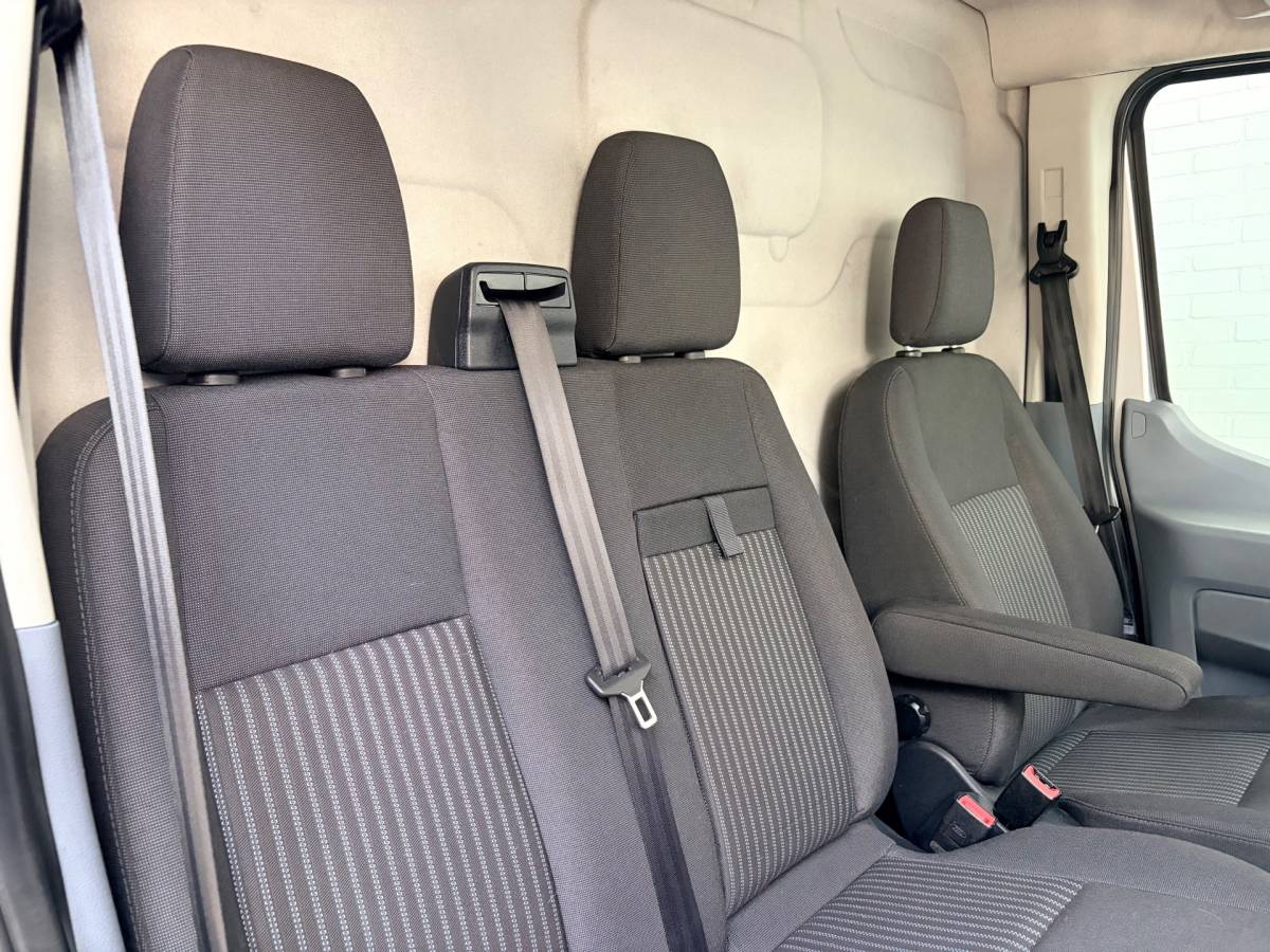 Ford Transit Ford Transit Automaat Servicewagen 350 2.0 TDCI 131PK euro6 L2H2 3Persoons Trend, Sortimo werkplaats inrichting, RIJKLAARPRIJS
