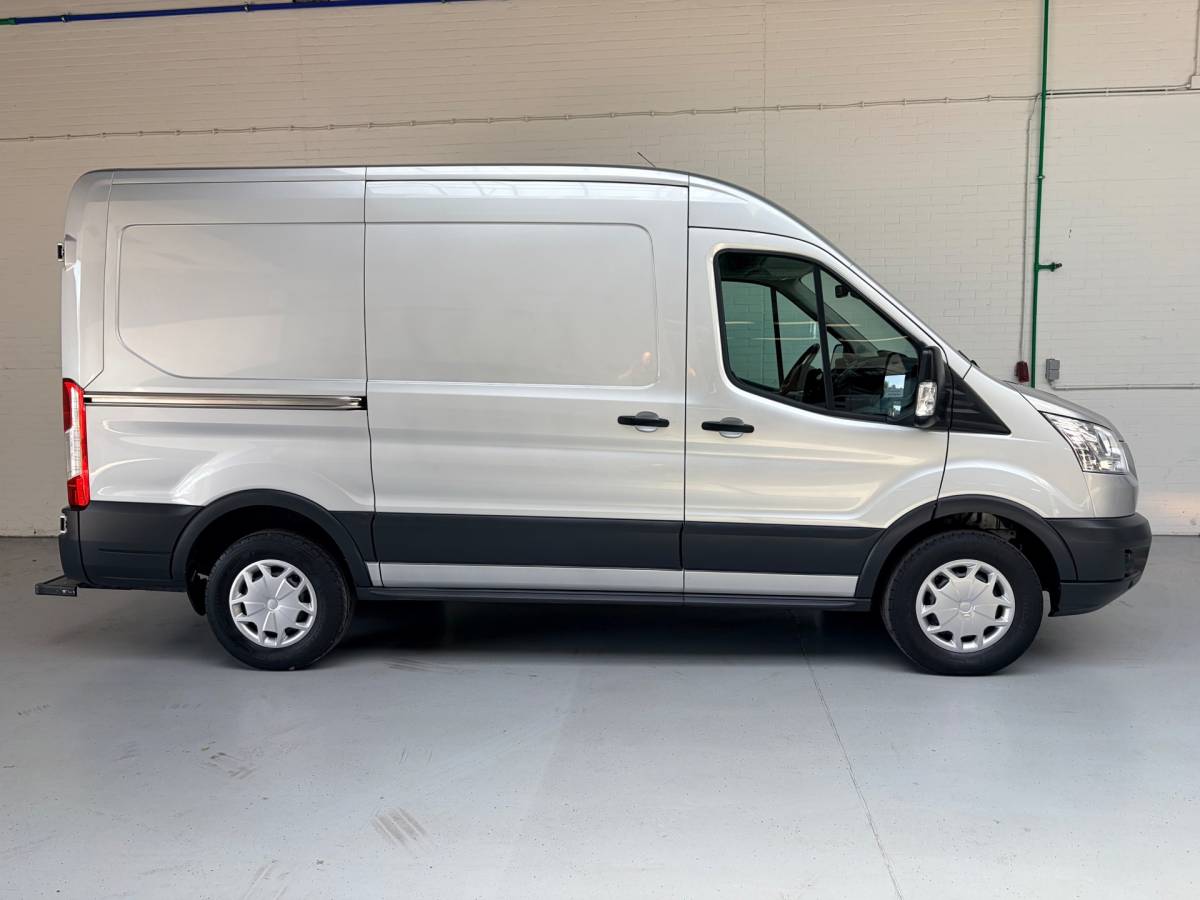 Ford Transit Ford Transit Automaat Servicewagen 350 2.0 TDCI 131PK euro6 L2H2 3Persoons Trend, Sortimo werkplaats inrichting, RIJKLAARPRIJS