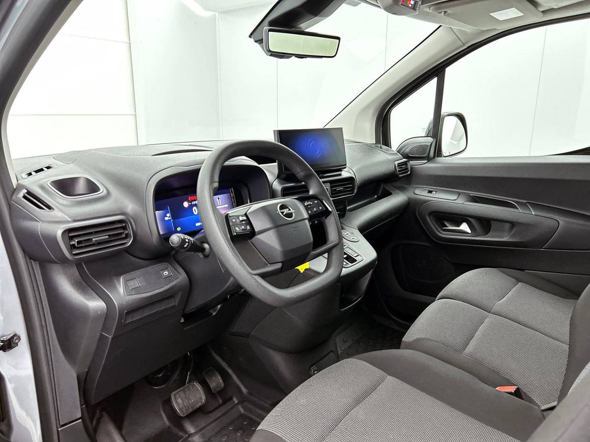Opel Combo Opel Combo 1.5 BlueHDi 130PK Automaat L2 Apple Carplay / Android Auto Navigatie Trekhaak Airco Camera Cruise Control Parkeersensoren V+A DAB