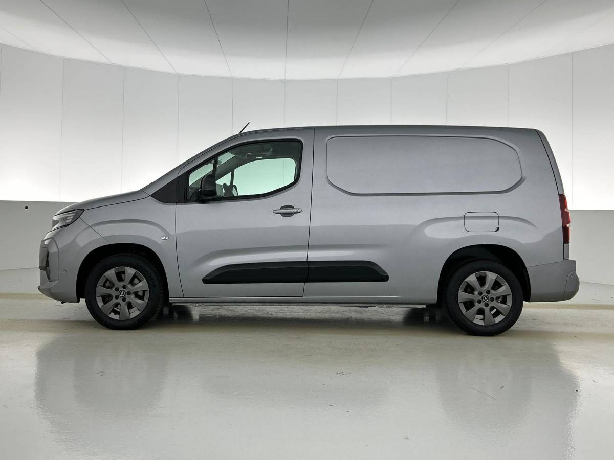 Opel Combo Opel Combo 1.5 BlueHDi 130PK Automaat L2 Apple Carplay / Android Auto Navigatie Trekhaak Airco Camera Cruise Control Parkeersensoren V+A DAB