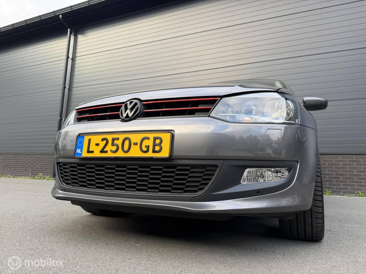 Volkswagen Polo Volkswagen Polo 1.2 TSI DSG TEAM EDITION VOL! CLIMA*HAAK*CARPLAY*CRUISE*LED*CAMERA*17INCH