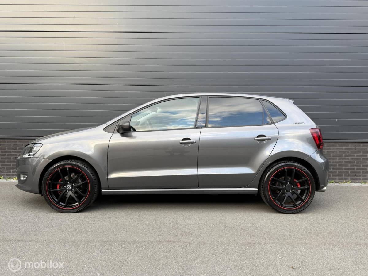 Volkswagen Polo Volkswagen Polo 1.2 TSI DSG TEAM EDITION VOL! CLIMA*HAAK*CARPLAY*CRUISE*LED*CAMERA*17INCH