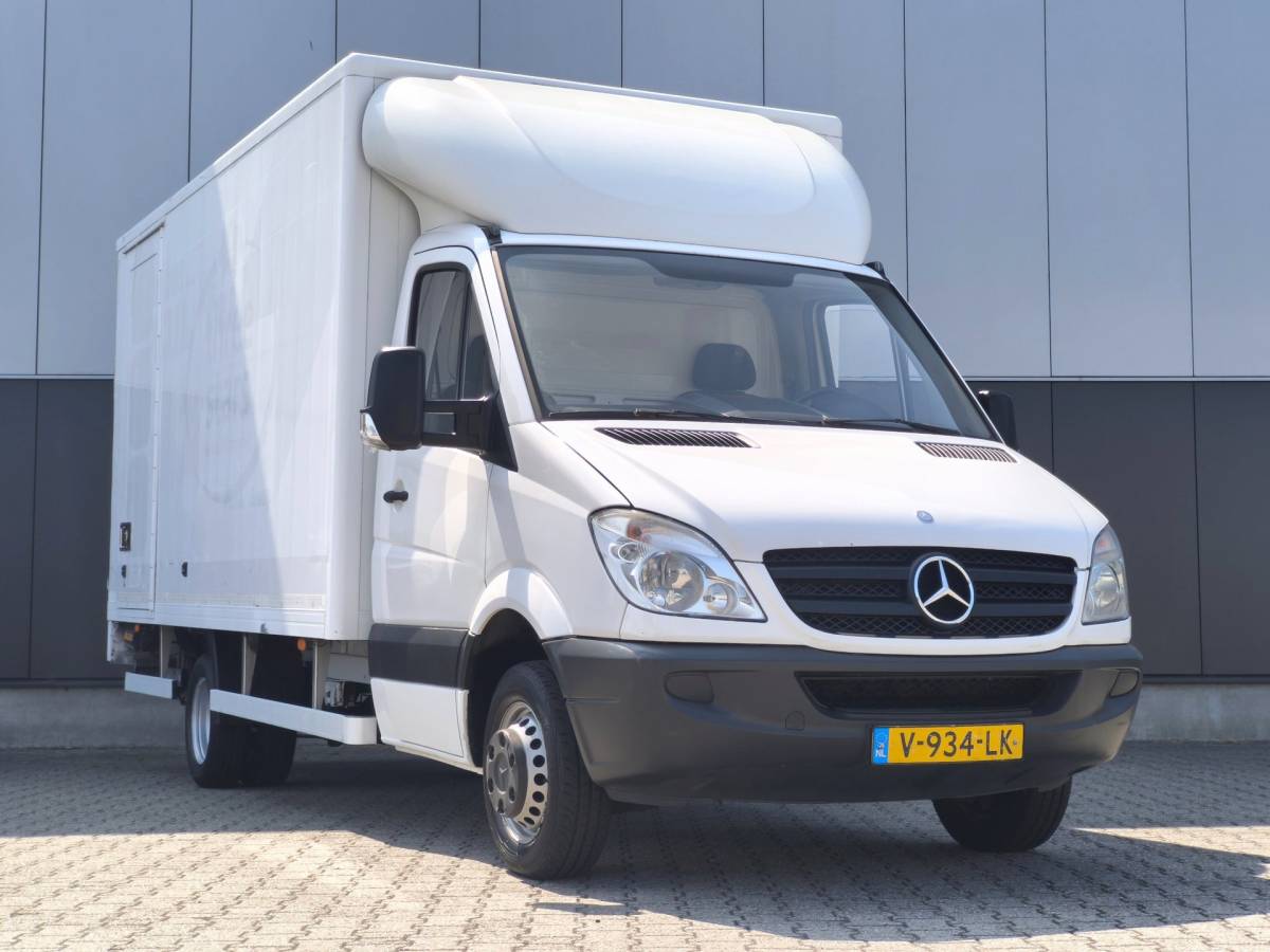 Mercedes-Benz Sprinter Mercedes-Benz Sprinter 516 432 AUTOMAAT BAKWAGEN MET LAADKLEP AIRCO CRUISE LUCHTVERING