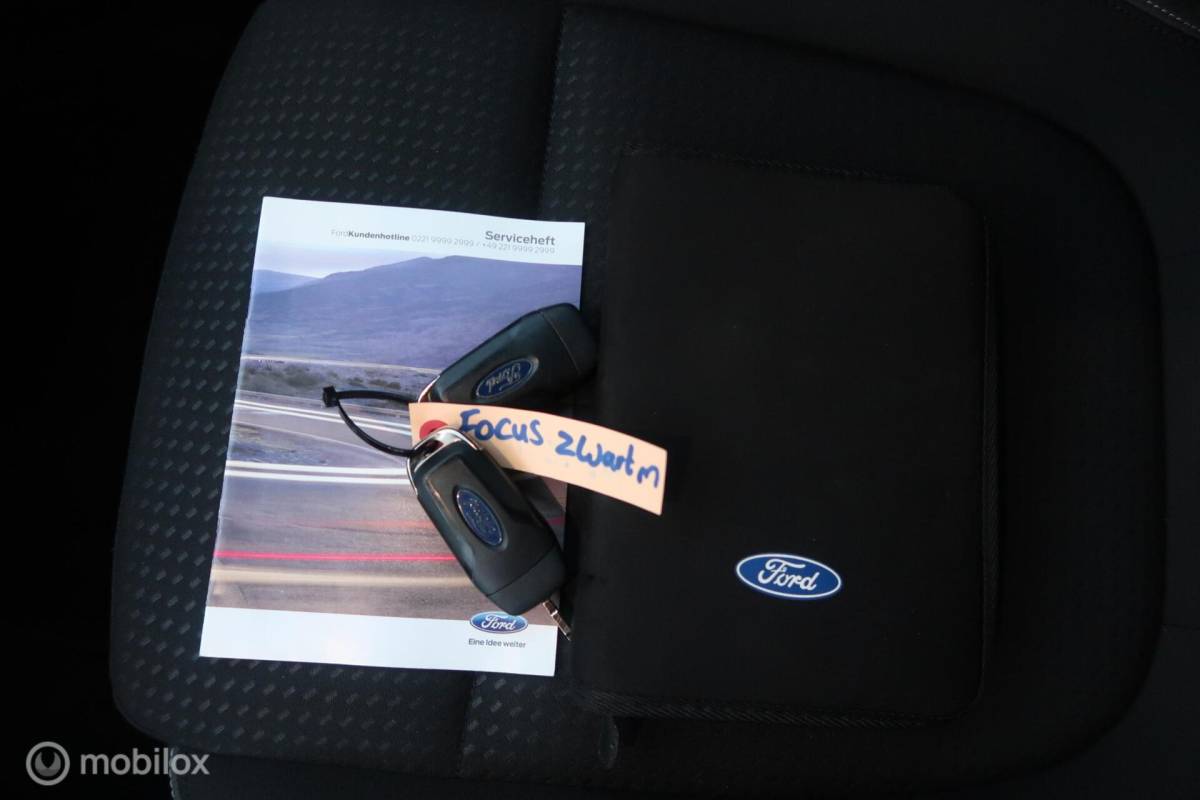 Ford Focus Ford Focus Wagon 1.0 EcoBoost EDITION EDITION CARPLAY, NAVI, CRUISECONTROL