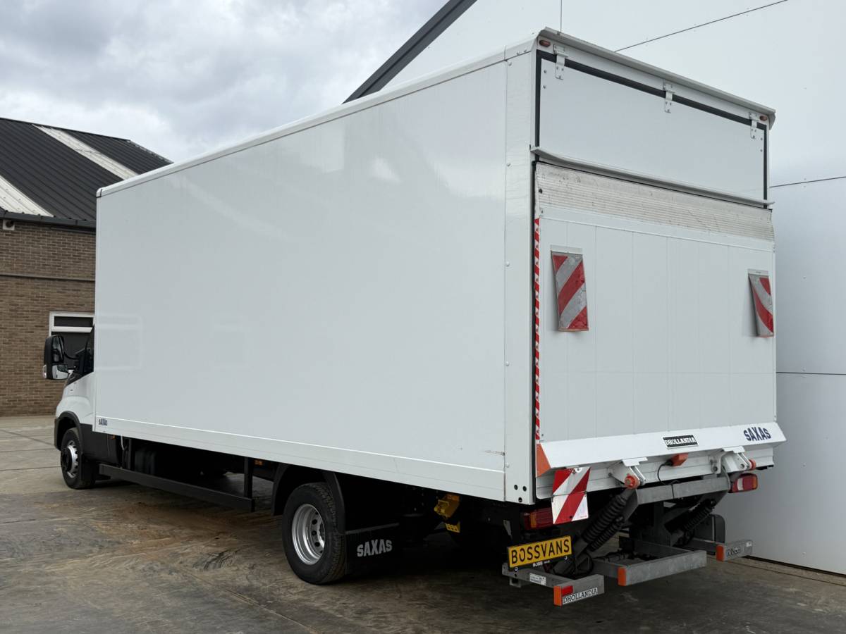 Iveco Daily Iveco Daily 72C18 3.0 Automaat Luchtvering Dubbellucht 1000kg Laadklep Bakwagen Meubelbak Koffer