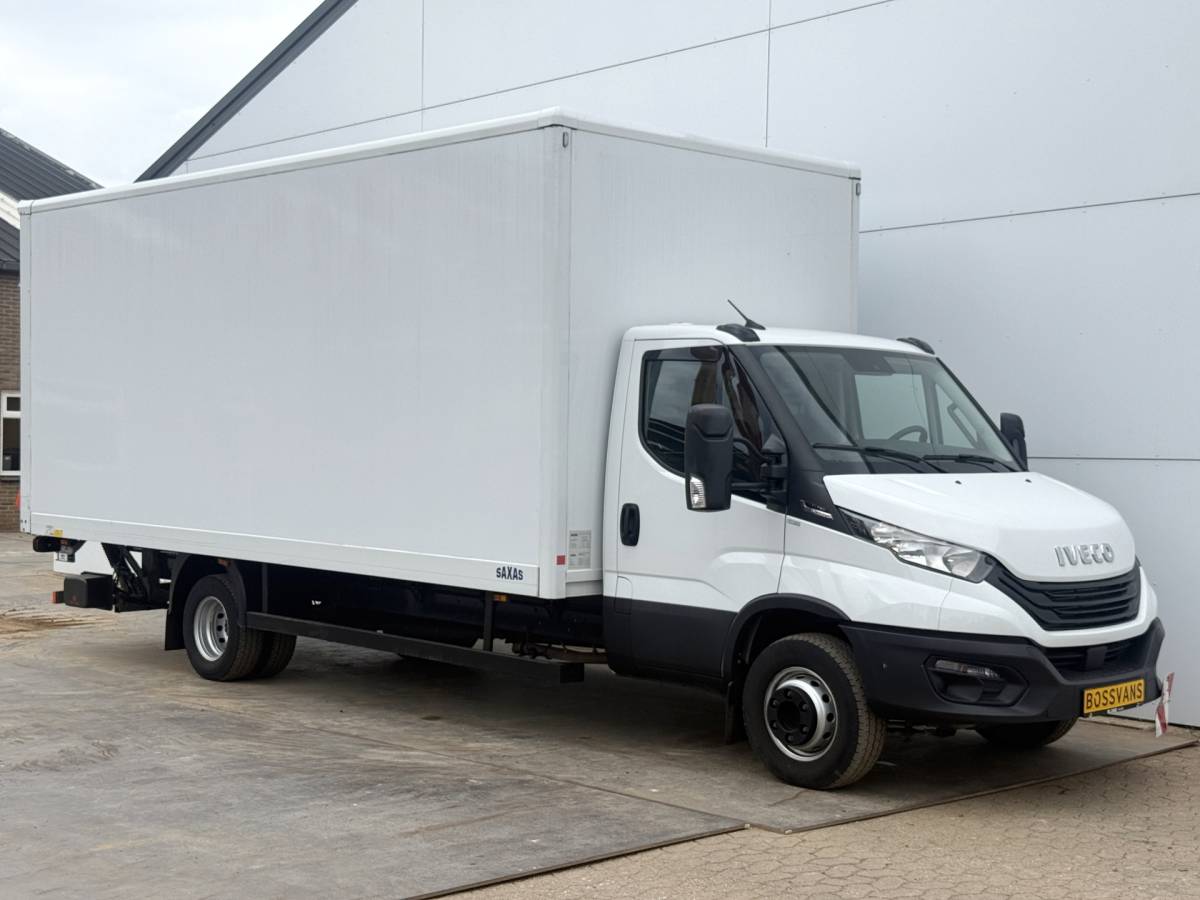 Iveco Daily Iveco Daily 72C18 3.0 Automaat Luchtvering Dubbellucht 1000kg Laadklep Bakwagen Meubelbak Koffer