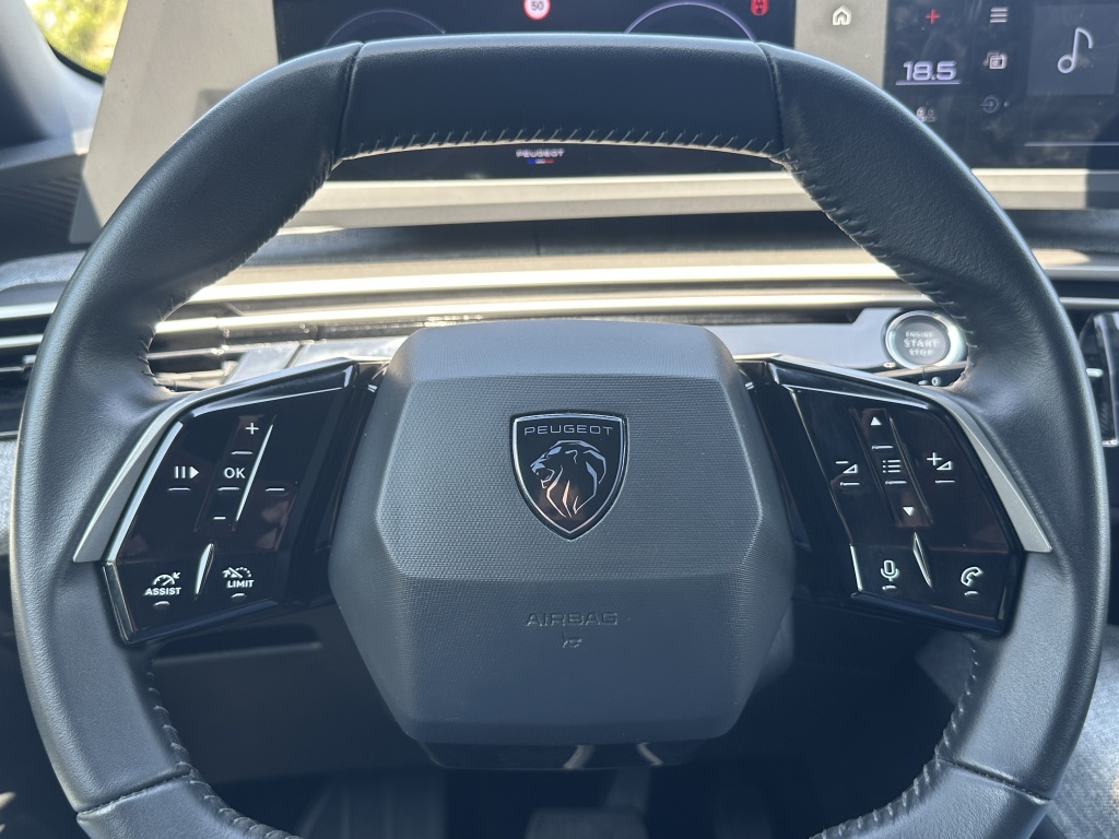 Peugeot 5008 Peugeot 5008 Hybrid 145 Allure | 7 Persoons | CarPlay |