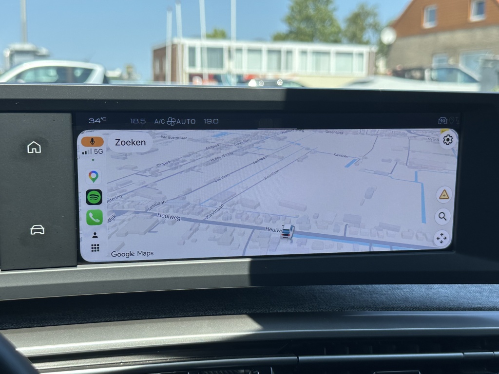Peugeot 5008 Peugeot 5008 Hybrid 145 Allure | 7 Persoons | CarPlay |