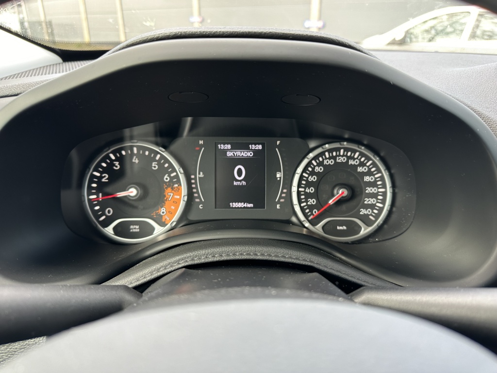 Jeep Renegade Jeep Renegade 1.6 E-Torq Hoge instap*NAP*Airco*MultiMedia