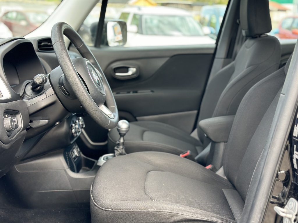 Jeep Renegade Jeep Renegade 1.6 E-Torq Hoge instap*NAP*Airco*MultiMedia