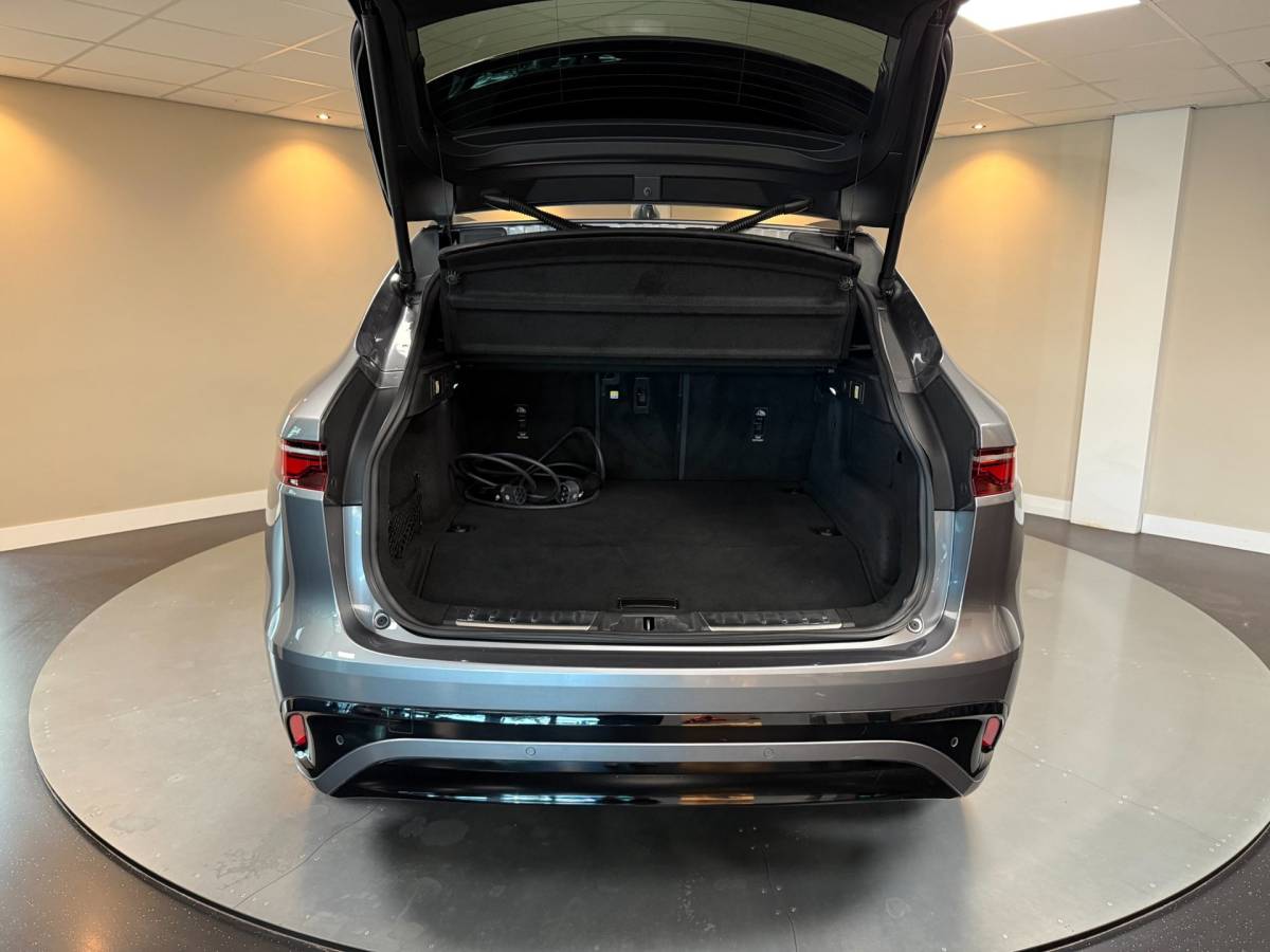 Jaguar F-PACE Jaguar F-PACE 2.0 P400e PHEV R-Dynamic *404Pk! Dealer OH|Meridian|Memory|Elektr.trekhaak/achterklep|Adapt.Cruise