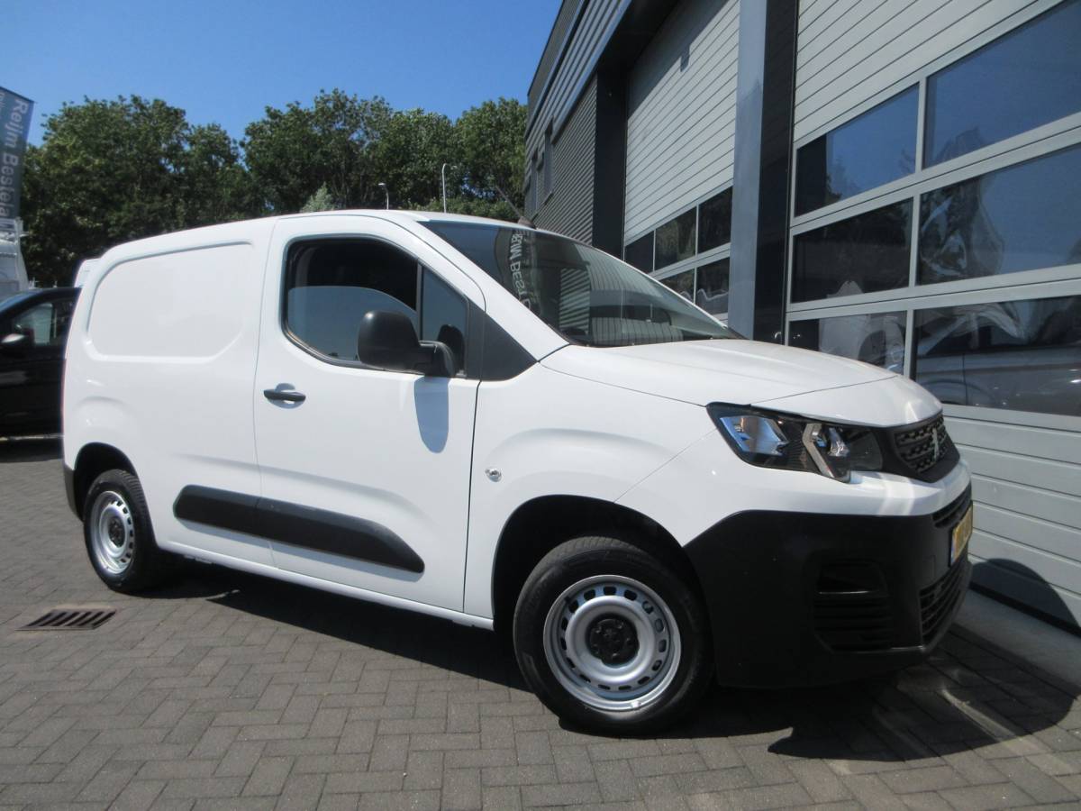 Peugeot Partner Peugeot Partner 1.5 BlueHDI Pro airco cruisecontrol