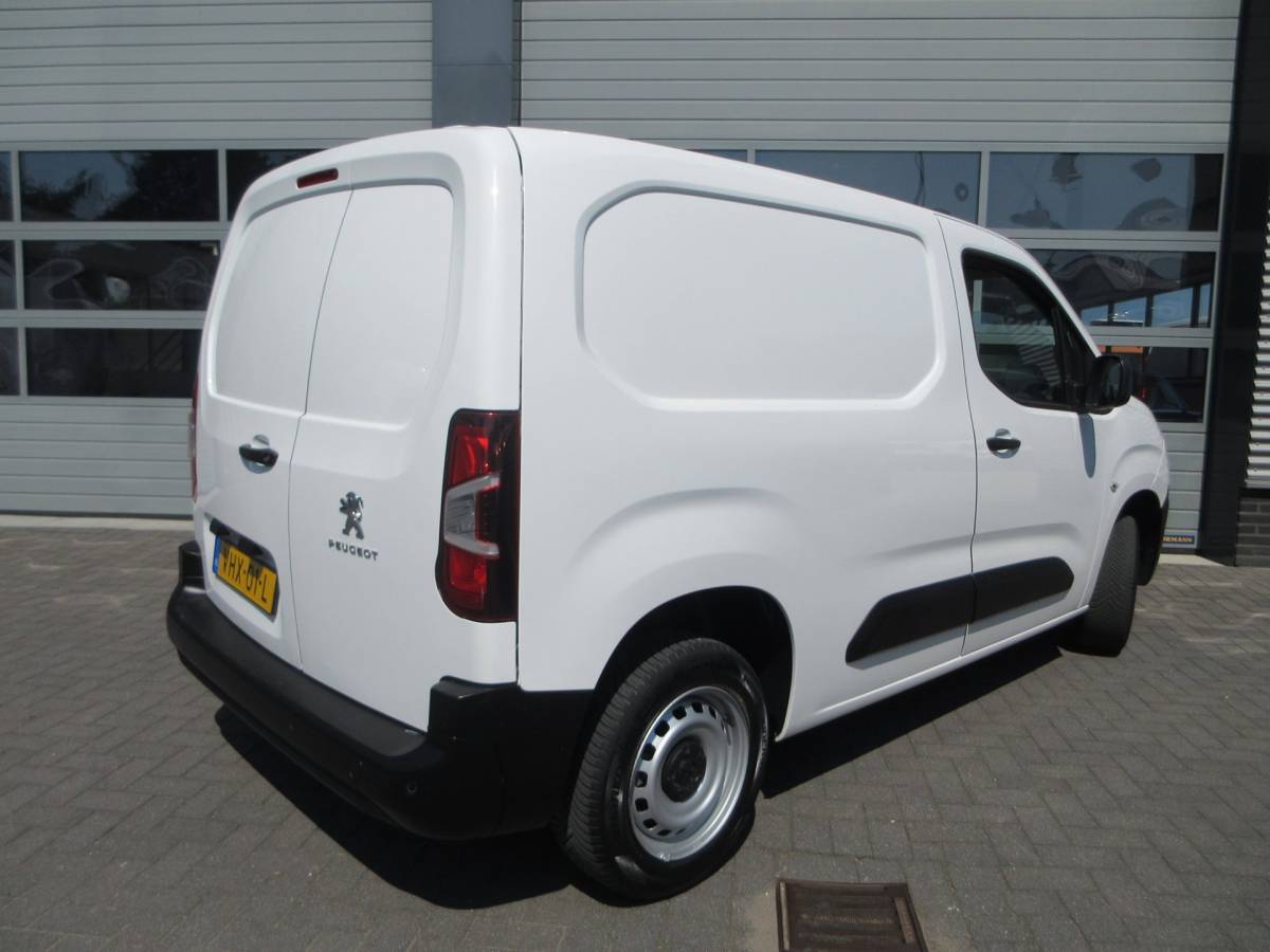 Peugeot Partner Peugeot Partner 1.5 BlueHDI Pro airco cruisecontrol