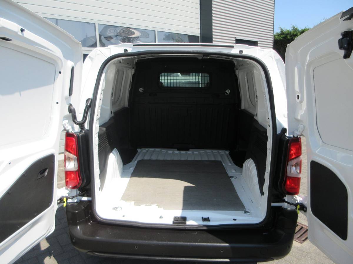 Peugeot Partner Peugeot Partner 1.5 BlueHDI Pro airco cruisecontrol
