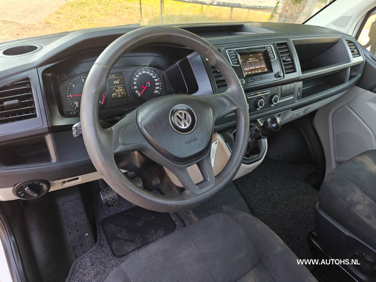 Volkswagen Transporter Volkswagen Transporter 2.0 TDI Pick up , EURO 6 , 150 PK , Airco , trekhaak, lengte bak 2.93 m.